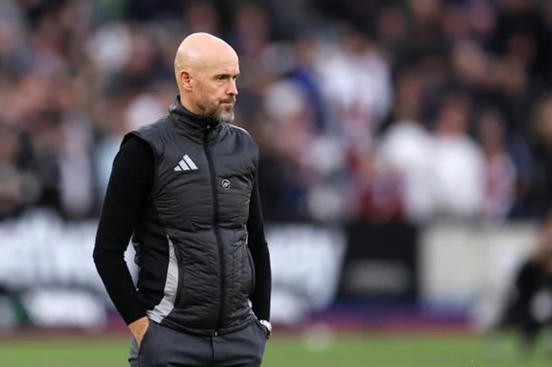 تقارير: تين هاج في سباق العودة إلى أياكس